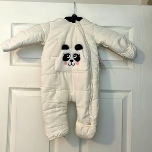 NWT INFANT SNOW SUIT : SIZE 0-3 MONTHS